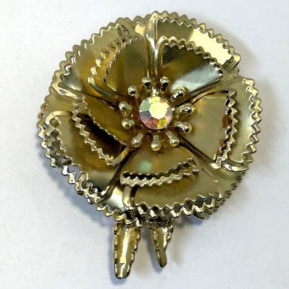 Vintage 60's Gold Plated Ruffle Petal Flower Brooch Earrings Set - Picture 4 of 6